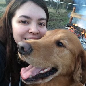 Meet your Posher, Brittney